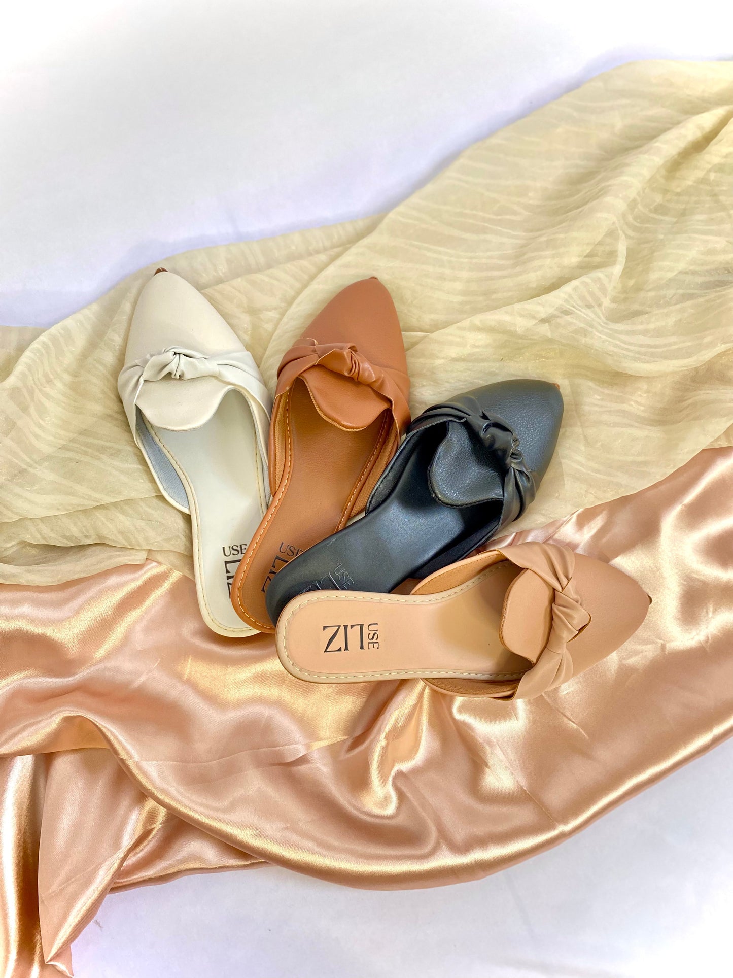 Mule Feminino Bico Fino com Laço – Casual Elegante Confortável Bege