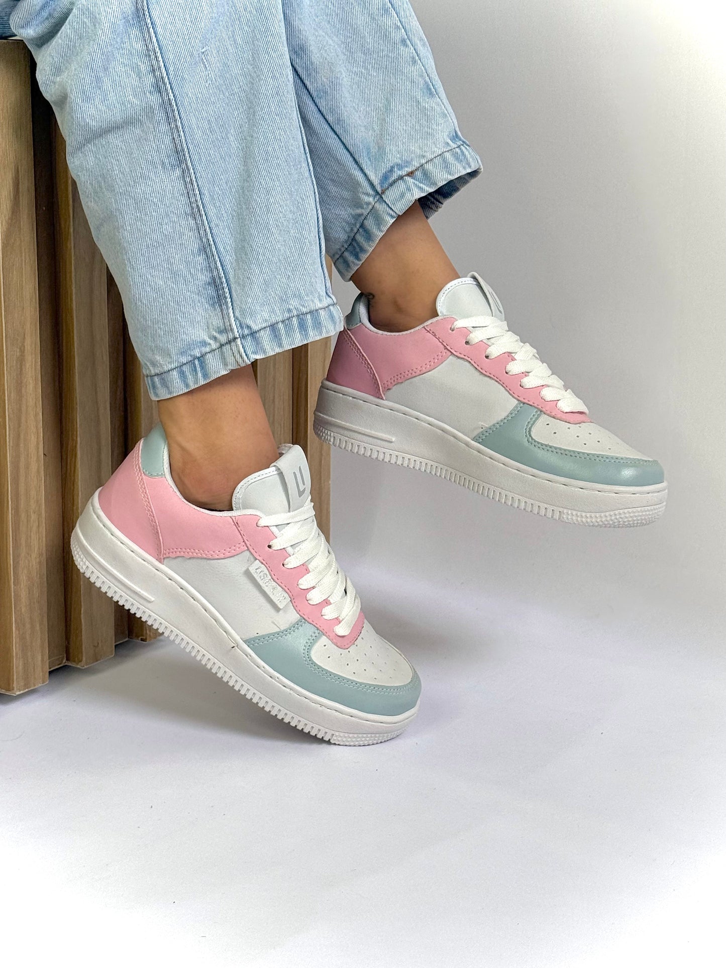 Tênis Casual Feminino UseLiz Lançamento Preto AF
